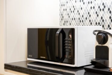 Four micro-onde : Cecotec White Test : Avis et prix 2026